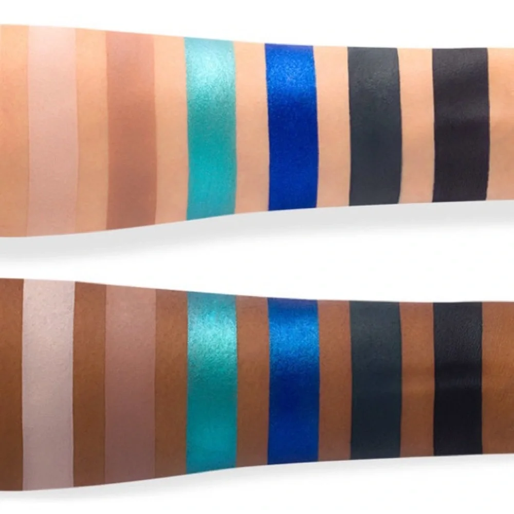 Blue blood eye shadow palette‎ by Jeffree Starr
